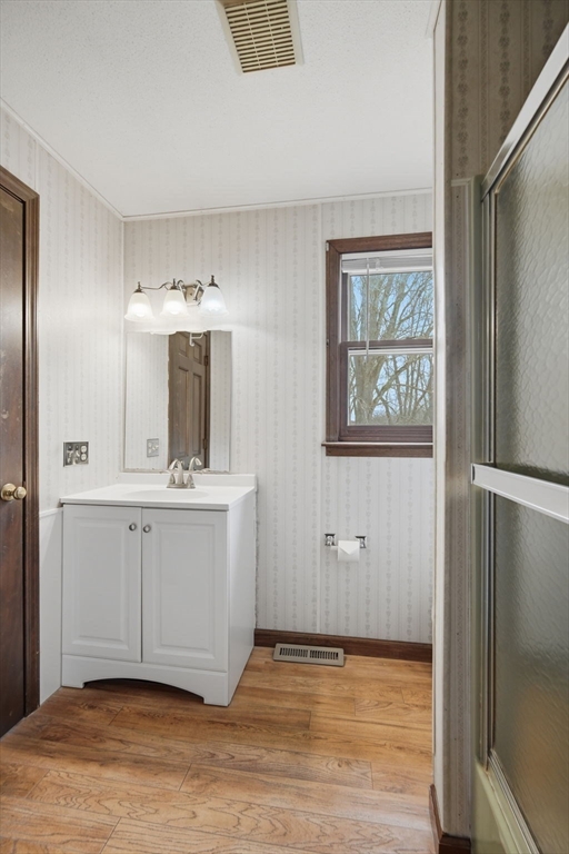 79 Porter Road East Longmeadow, MA 01028 - Photo 16 of 33