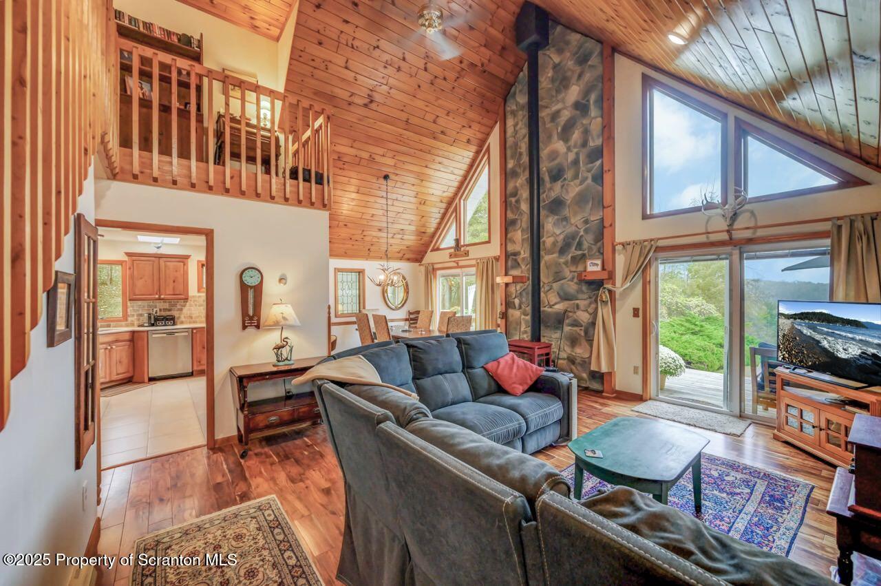 242 Shore Drive Hop Bottom, PA 18824 - Photo 11 of 118 Great Room