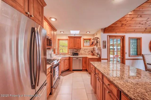 $690,000 | 242 Shore Drive, Hop Bottom, PA 18824