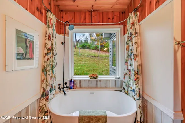 $690,000 | 242 Shore Drive, Hop Bottom, PA 18824