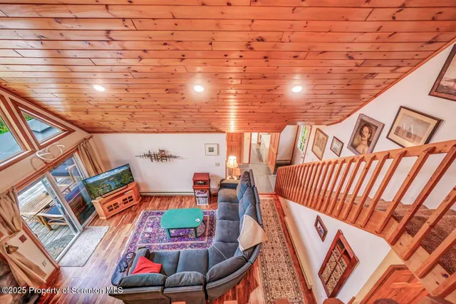 $690,000 | 242 Shore Drive, Hop Bottom, PA 18824