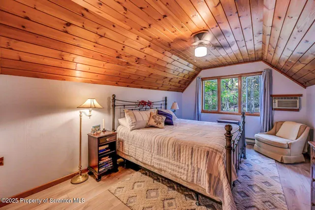 $690,000 | 242 Shore Drive, Hop Bottom, PA 18824