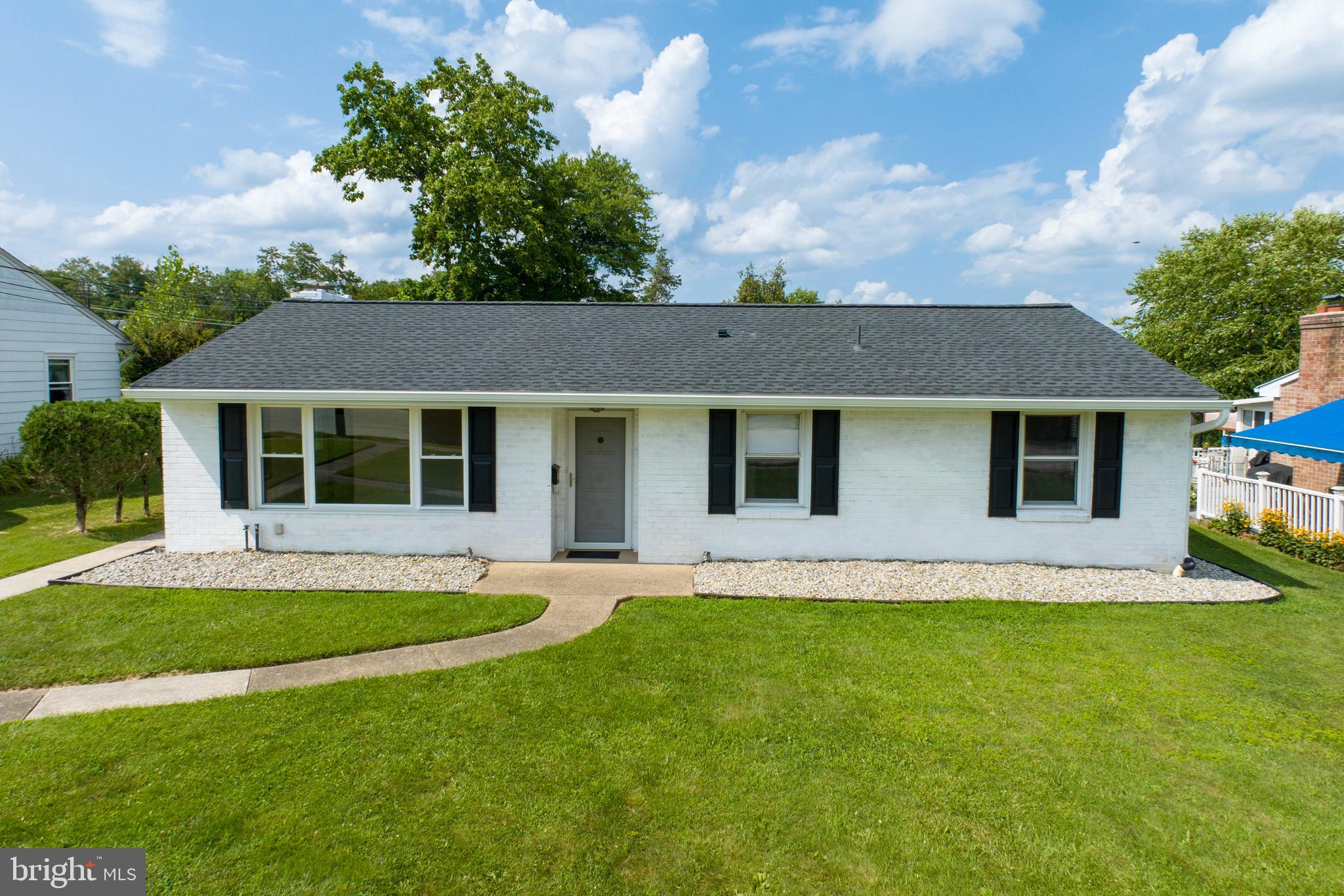 333 Ridge Avenue Spring City, PA 19475 - Photo 2 of 52 Welcoming front entrance