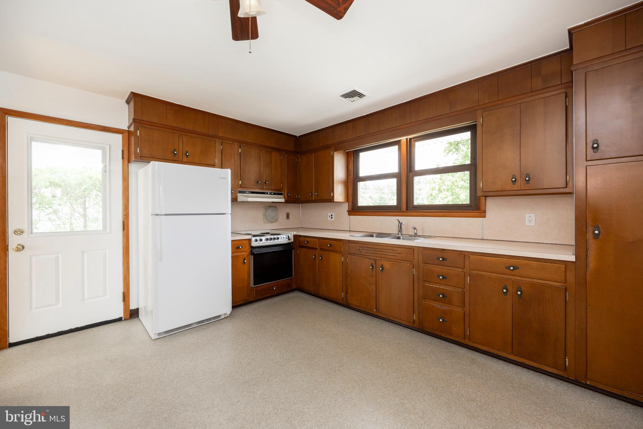 333 Ridge Avenue Spring City, PA 19475 - Photo 29 of 52 Kitchen, door to side entrance