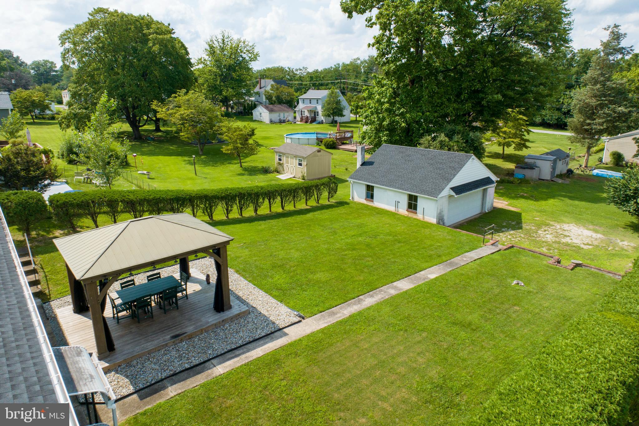 333 Ridge Avenue Spring City, PA 19475 - Photo 4 of 52 Great area to entertain