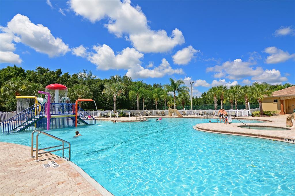 348 Snapdragon Loop Bradenton, FL 34212 - Photo 36 of 41