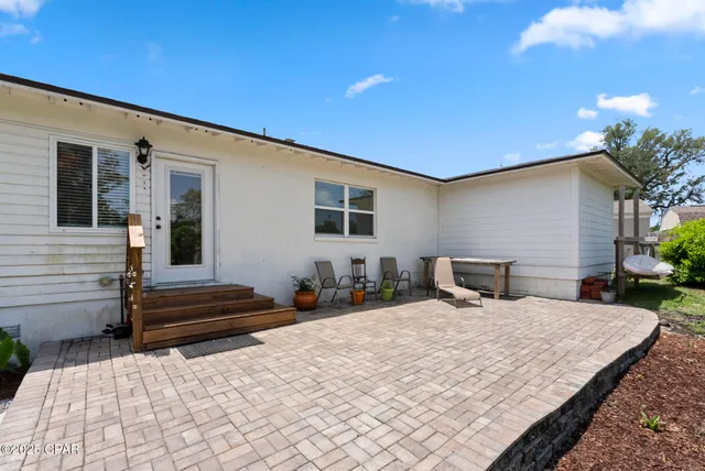 $370,000 | 905 East 2nd Plaza, Panama City, FL 32401