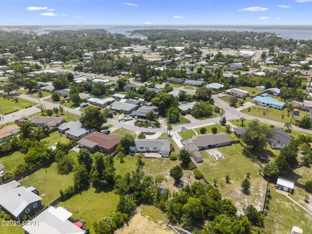 $370,000 | 905 East 2nd Plaza, Panama City, FL 32401