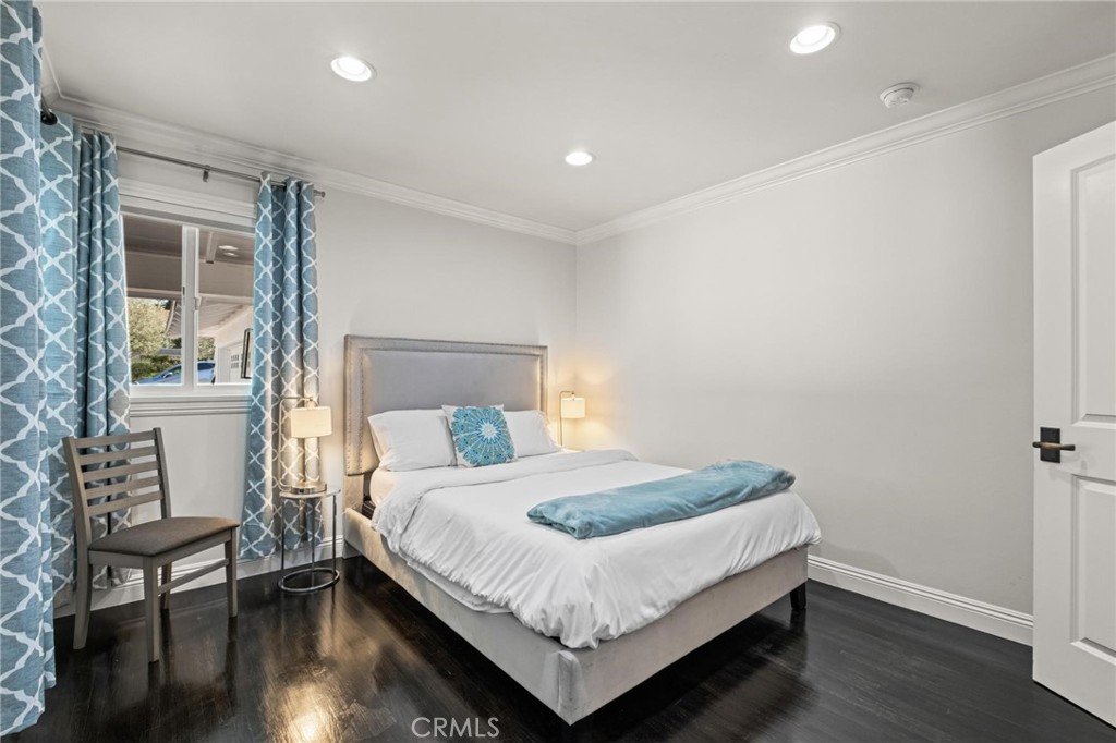 2219 Estribo Drive Rolling Hills Estates, CA 90274 - Photo 27 of 58 a bedroom with a bed and window