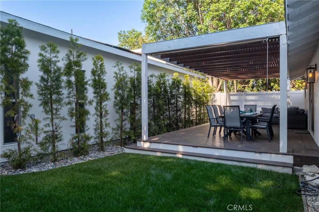 2219 Estribo Drive Rolling Hills Estates, CA 90274 - Photo 55 of 58 a view of outdoor space yard and patio