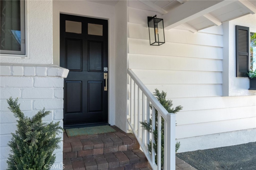 2219 Estribo Drive Rolling Hills Estates, CA 90274 - Photo 58 of 58 a view of a door of the house