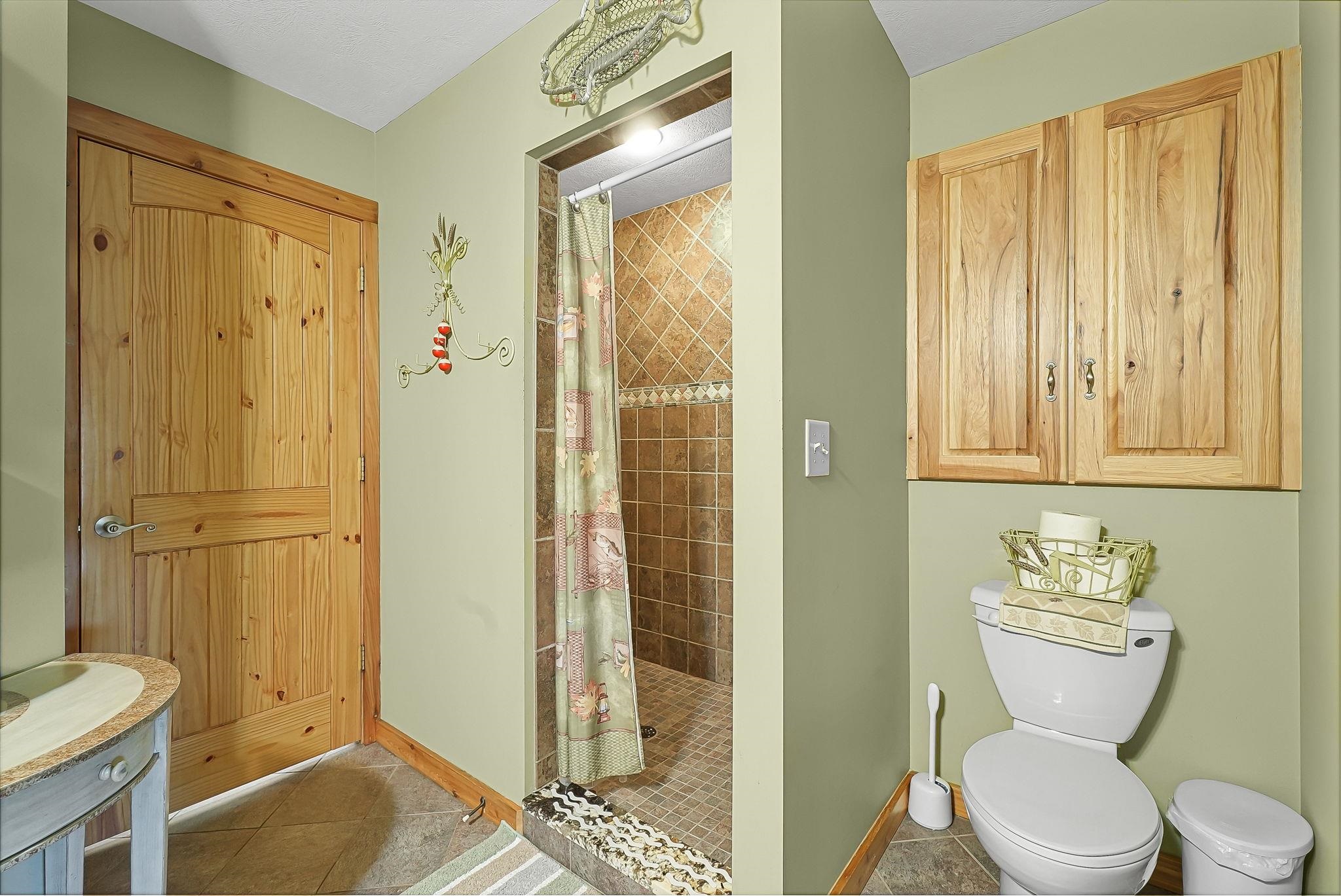 376 Highview Road Traverse City, MI 49696 - Photo 21 of 66