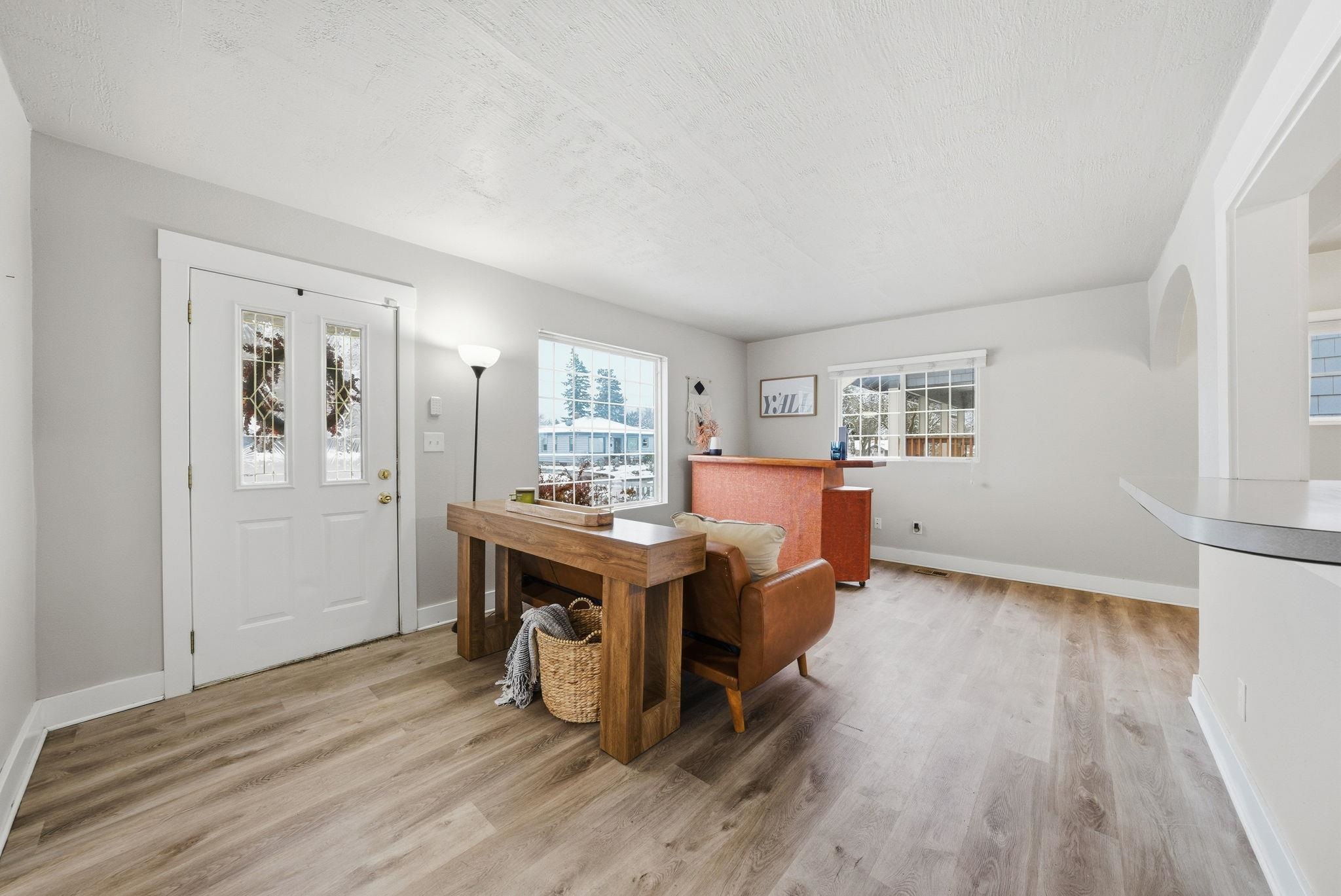 4609 North Lincoln Street Spokane, WA 99205 - Photo 6 of 46