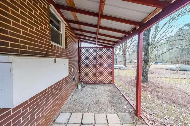 a view of a pathway of a house