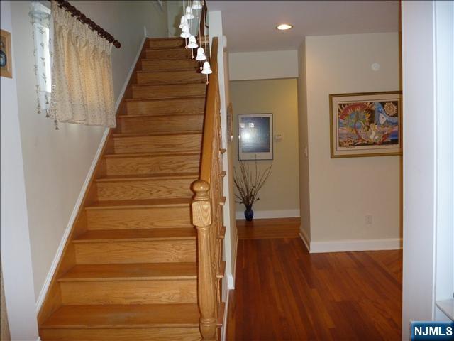 232 Riveredge Road Tenafly, NJ 07670 - Photo 8 of 16