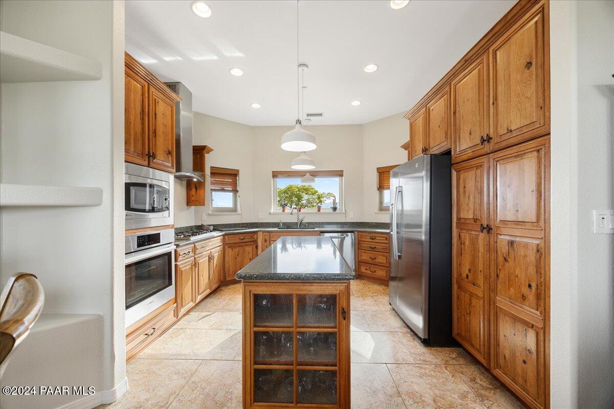 15270 East Countryside Road Mayer, AZ 86333 - Photo 12 of 67 Kitchen - 15270 E Countryside Rd
