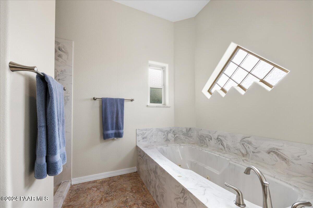 15270 East Countryside Road Mayer, AZ 86333 - Photo 20 of 67 Primary Suite - 15270 E Countryside Rd