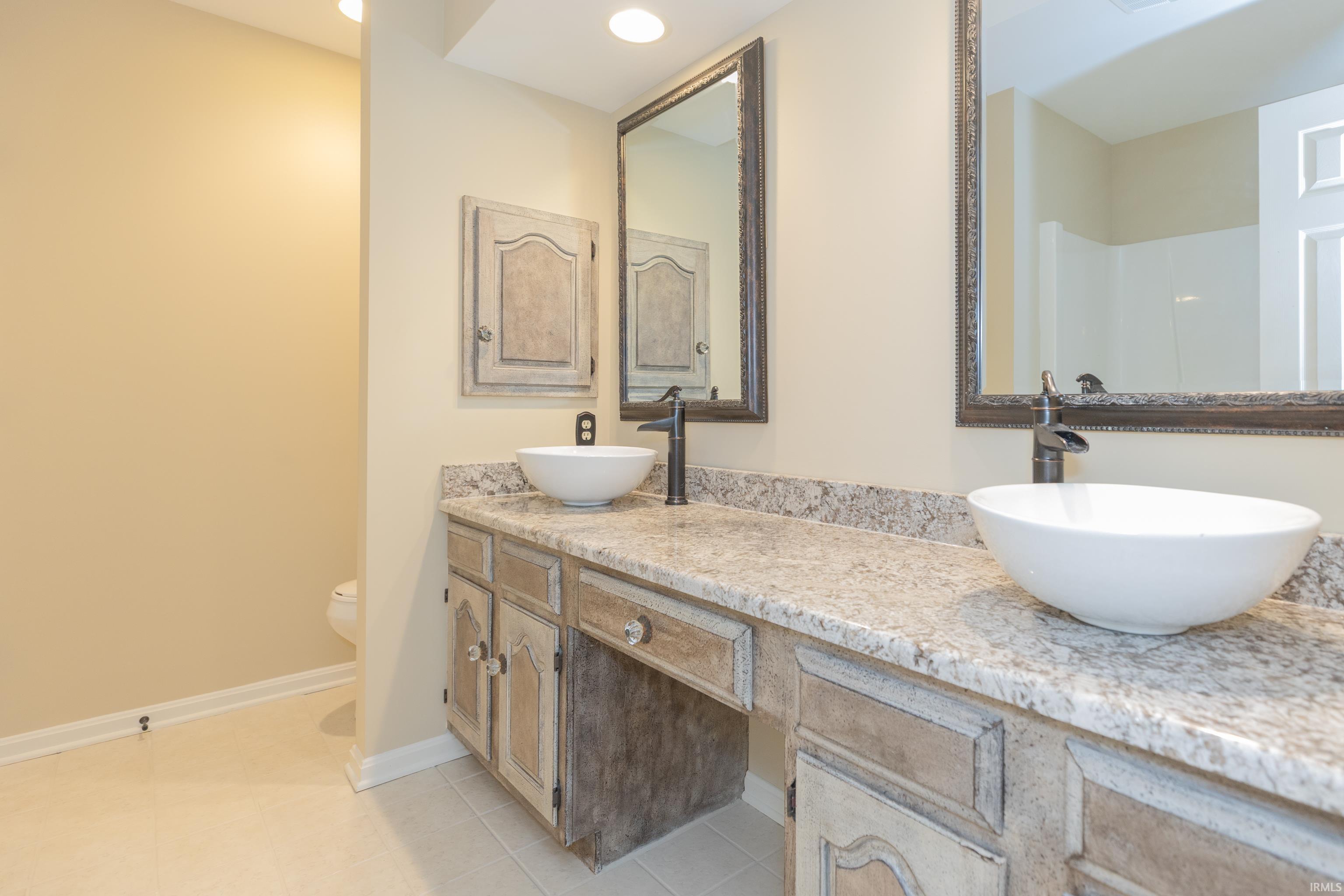 1415 Timberlake Road Evansville, IN 47710 - Photo 15 of 31 Gallery Image 15