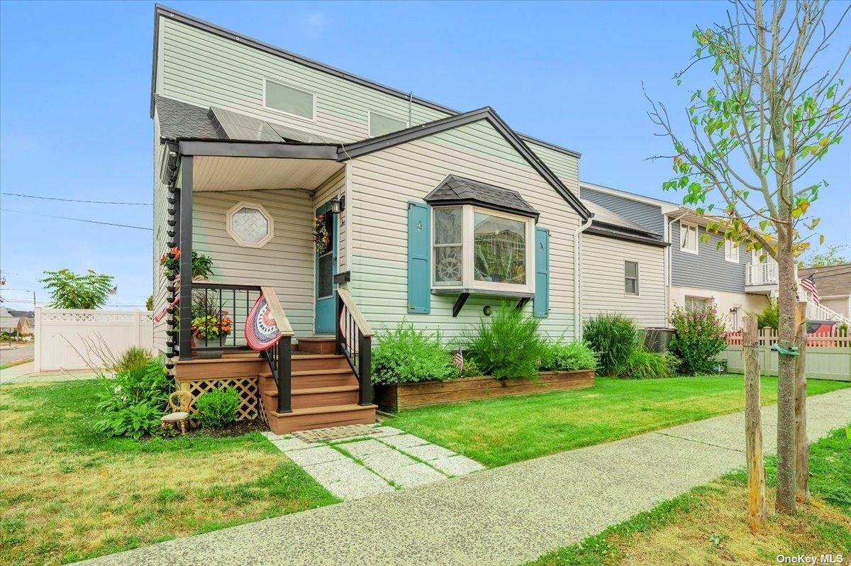 2 Lancaster Road Island Park, NY 11558 - Photo 1 of 1 Gallery Image 1