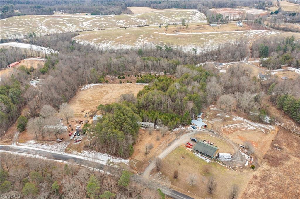 318 Wayne Marshall Road Elkin, NC 28621 - Photo 4 of 10