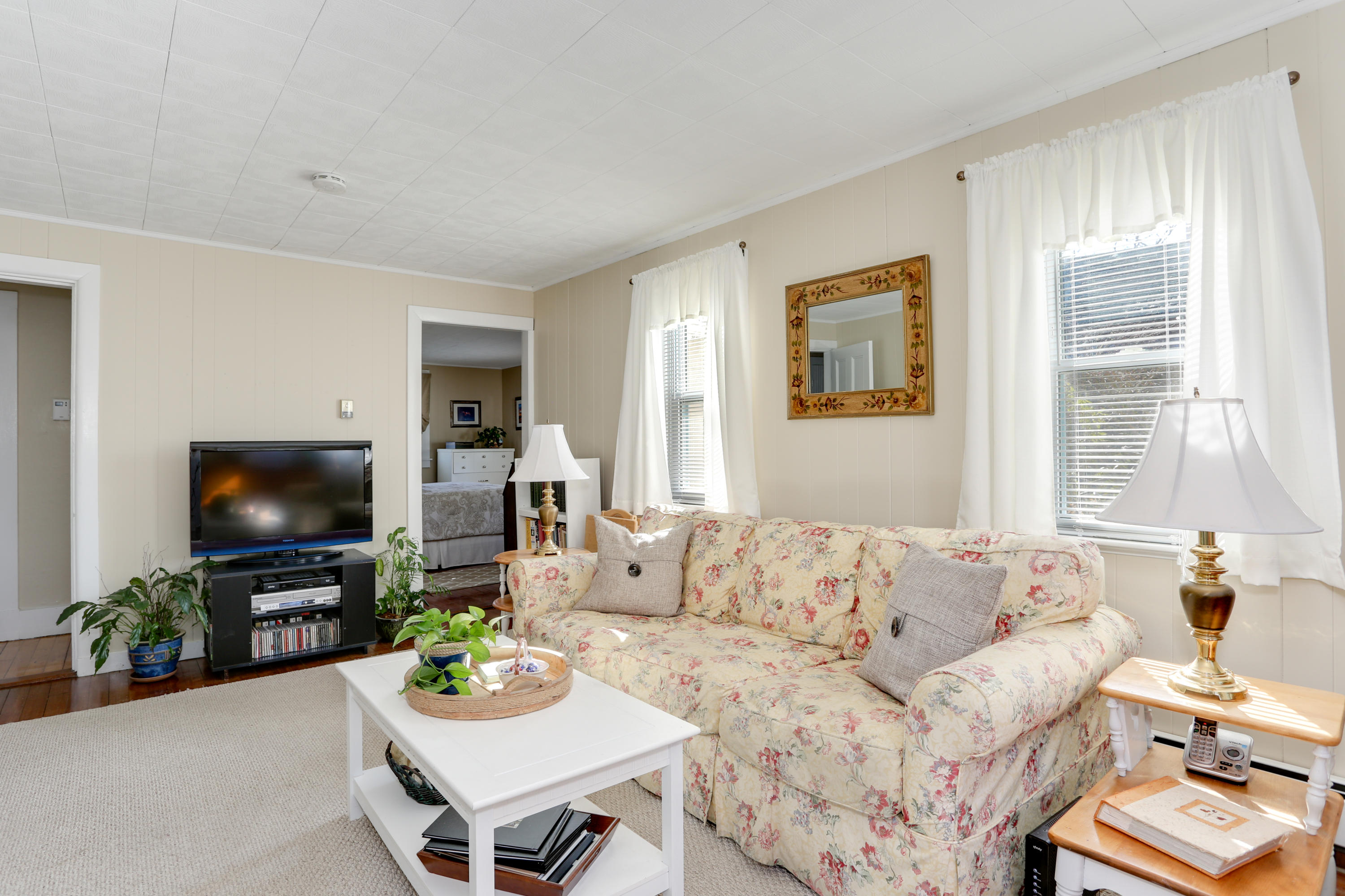 751 County Road Pocasset, MA 02559 - Photo 5 of 18 751CouHR-5