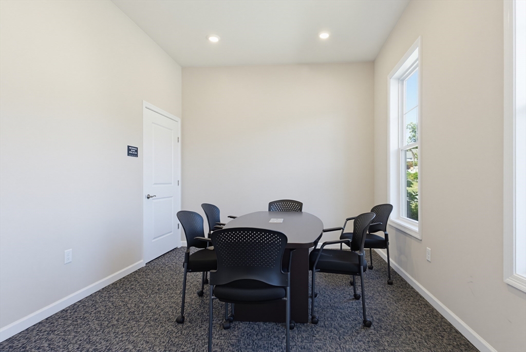 401 Emery Lane, Unit 106 Sudbury, MA 01776 - Photo 23 of 33