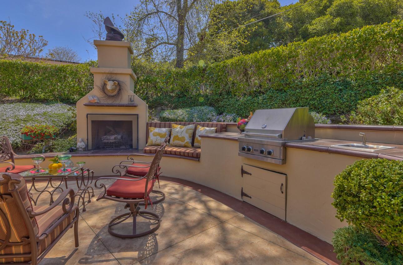 190 San Benancio Road Salinas, CA 93908 - Photo 12 of 61