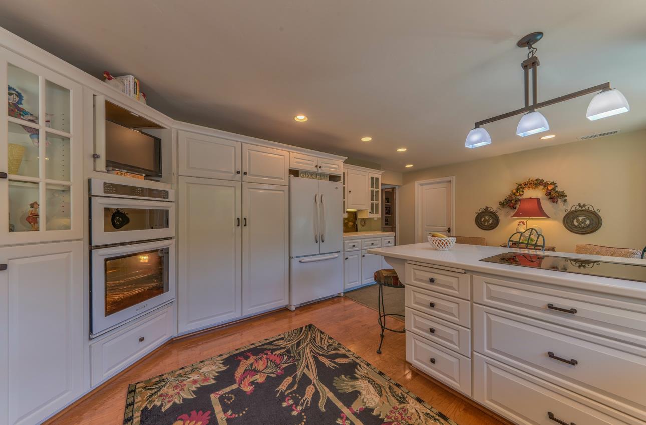 190 San Benancio Road Salinas, CA 93908 - Photo 17 of 61 a spacious bedroom with a bed and a dresser