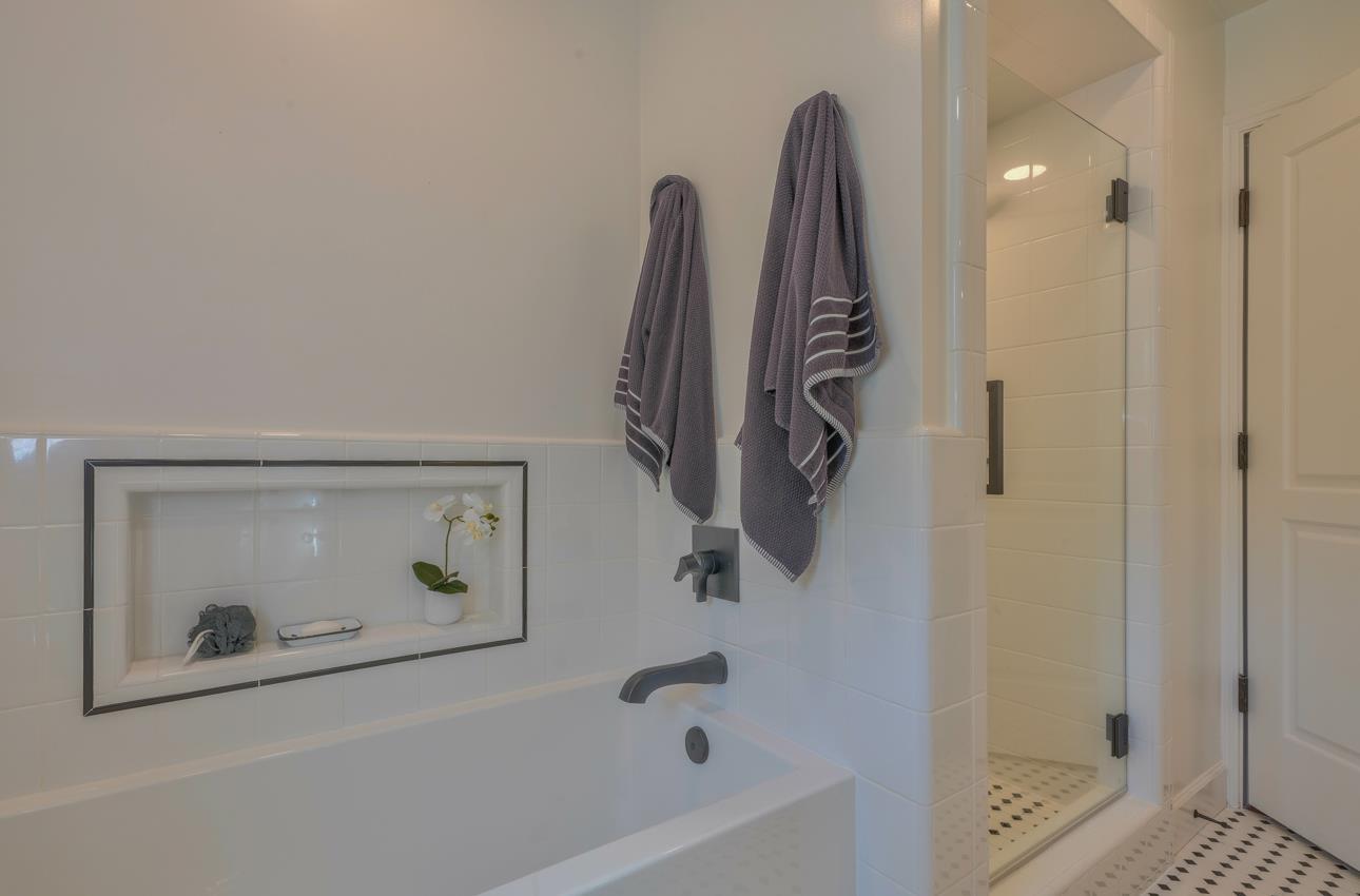 190 San Benancio Road Salinas, CA 93908 - Photo 31 of 61 a bathroom with a shower and bathtub