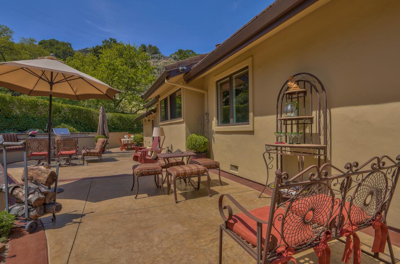 190 San Benancio Road Salinas, CA 93908 - Photo 10 of 61 a view of pool with outdoor seating