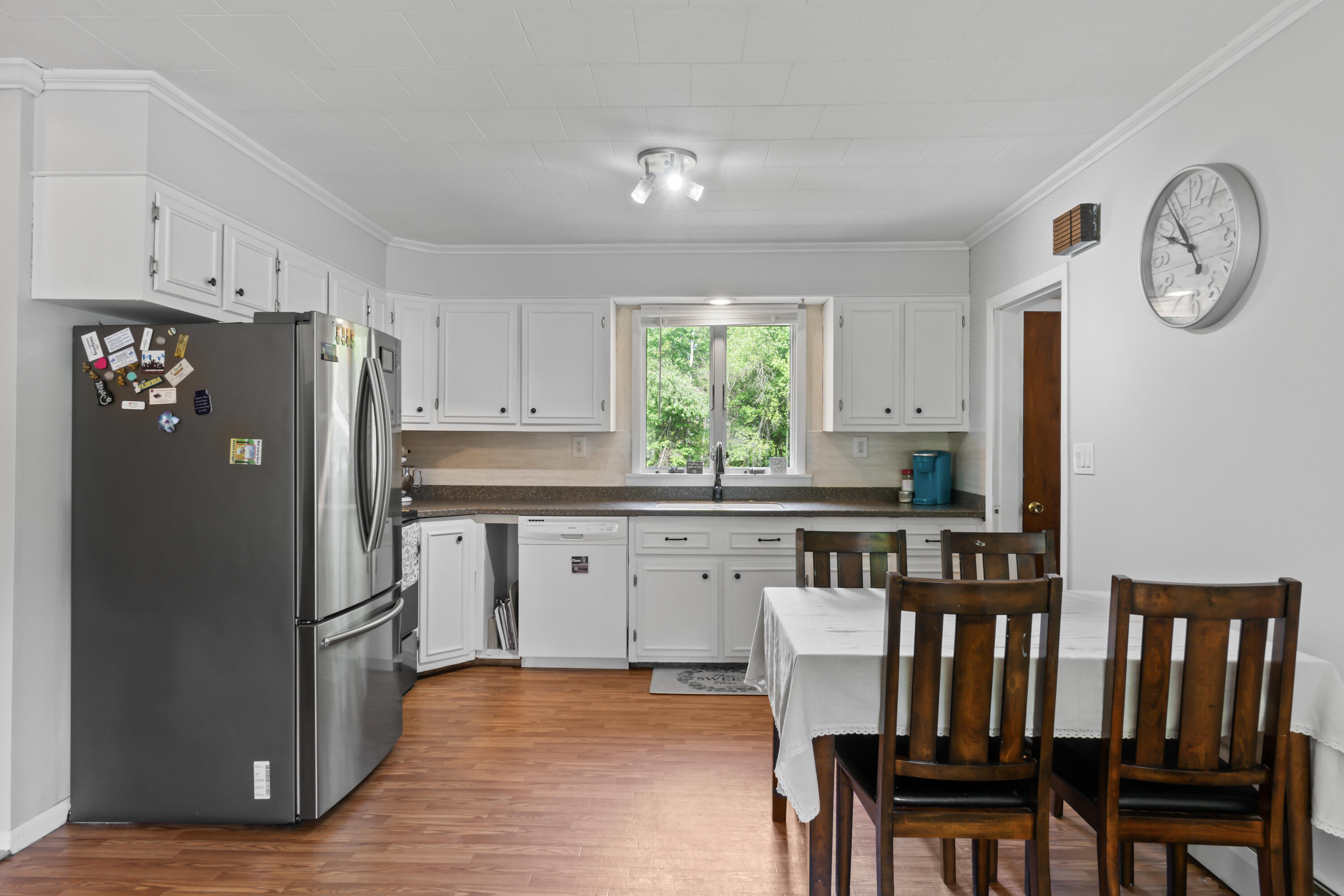 90 Tedford Road Topsham, ME 04086 - Photo 7 of 29 Kitchen/Dining