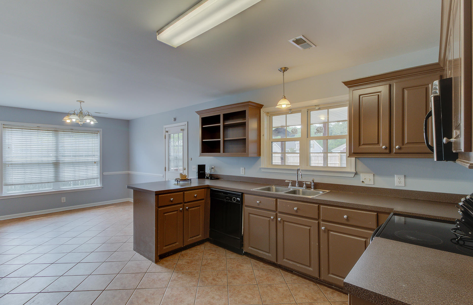 7801 Lumberton Road North Charleston, SC 29418 - Photo 11 of 23 14