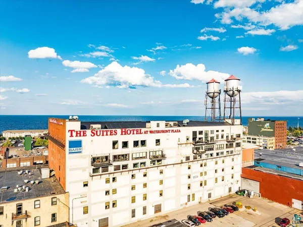 $859,900 | 325 South Lake Avenue, Unit 611, Duluth, MN 55802