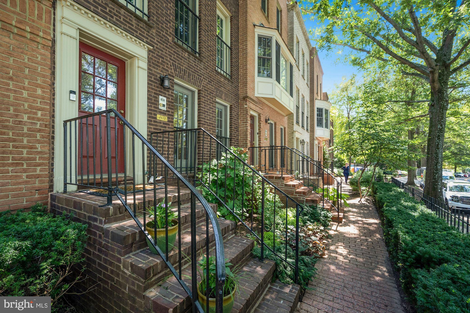 Welcome to 4613 MacArthur Blvd. NW Unit A