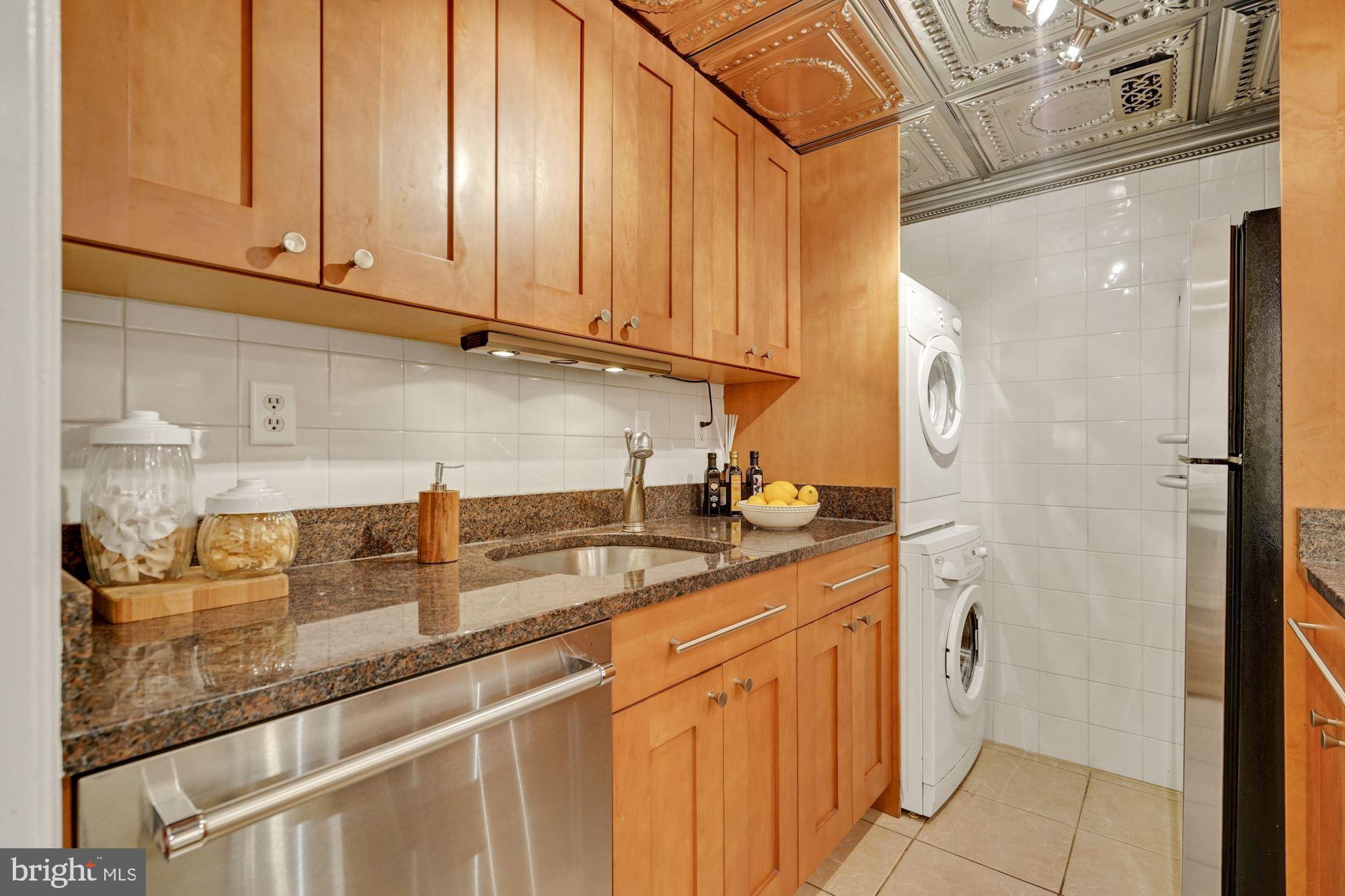 4613 MacArthur Boulevard Northwest, Unit A Washington, DC 20007 - Photo 8 of 26 In unit Washer/Dryer!