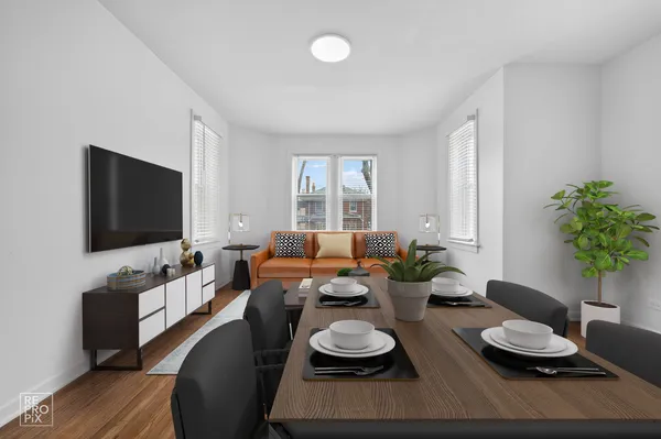 $2,395 | 2156 West Arthur Avenue, Unit 1, Chicago, IL 60645