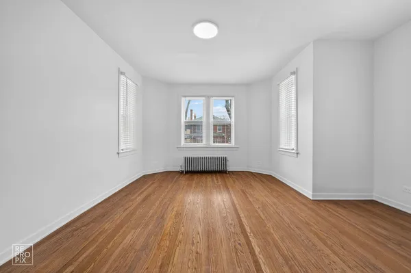 $2,395 | 2156 West Arthur Avenue, Unit 1, Chicago, IL 60645