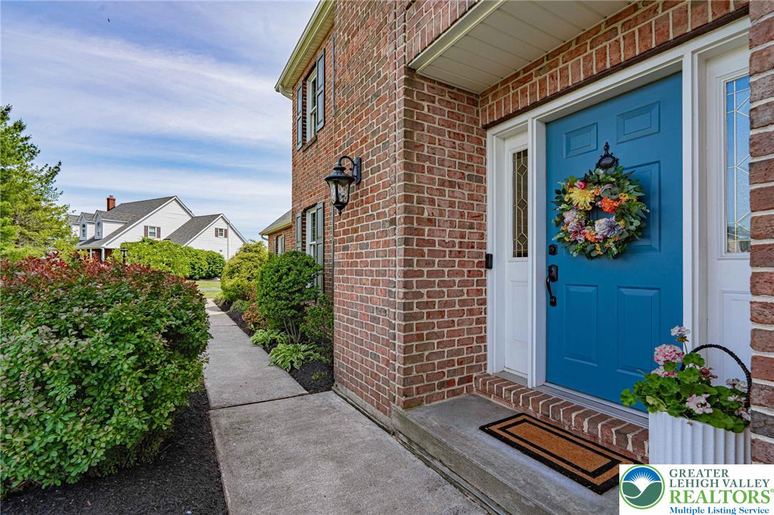 4542 Springfield Drive Coplay, PA 18037 - Photo 6 of 89