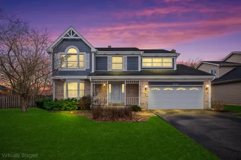 $595,000 | 2806 Stanford Drive, Arlington Heights, IL 60004
