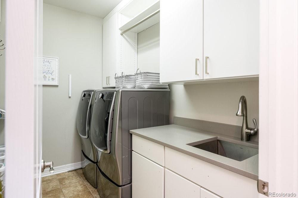 10769 Sundial Rim Road Highlands Ranch, CO 80126 - Photo 11 of 40