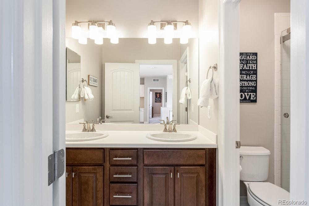 10769 Sundial Rim Road Highlands Ranch, CO 80126 - Photo 19 of 40