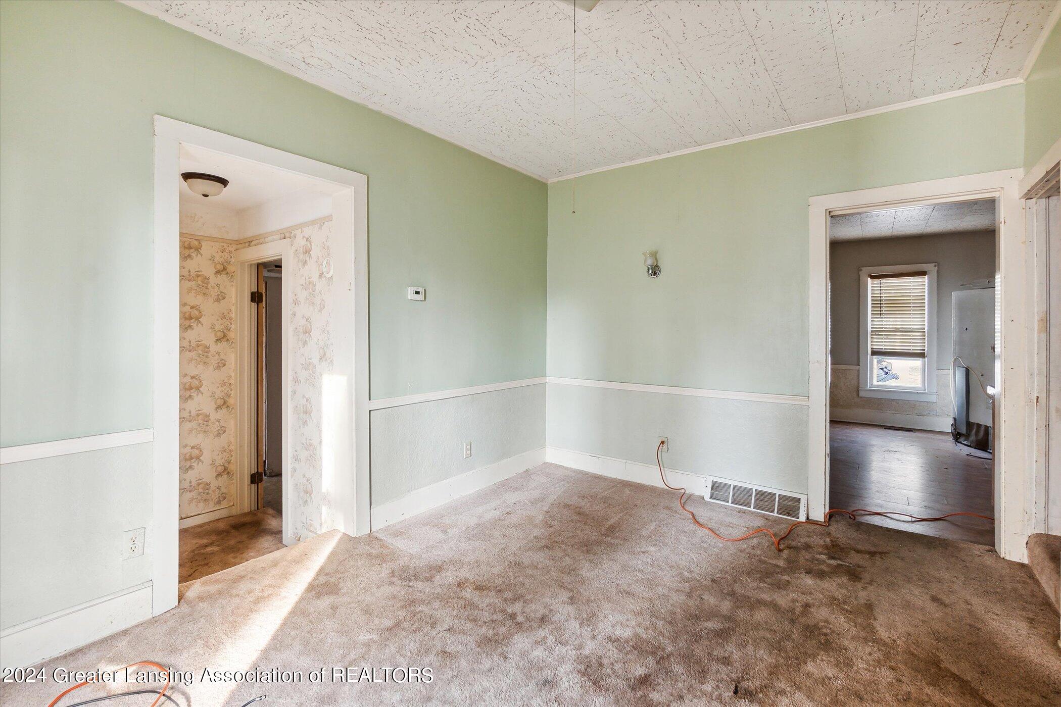 5884 East Round Lake Road Dewitt, MI 48820 - Photo 16 of 37 16-5884-Round-Lake-Rd-Laingsburg-MI-4884