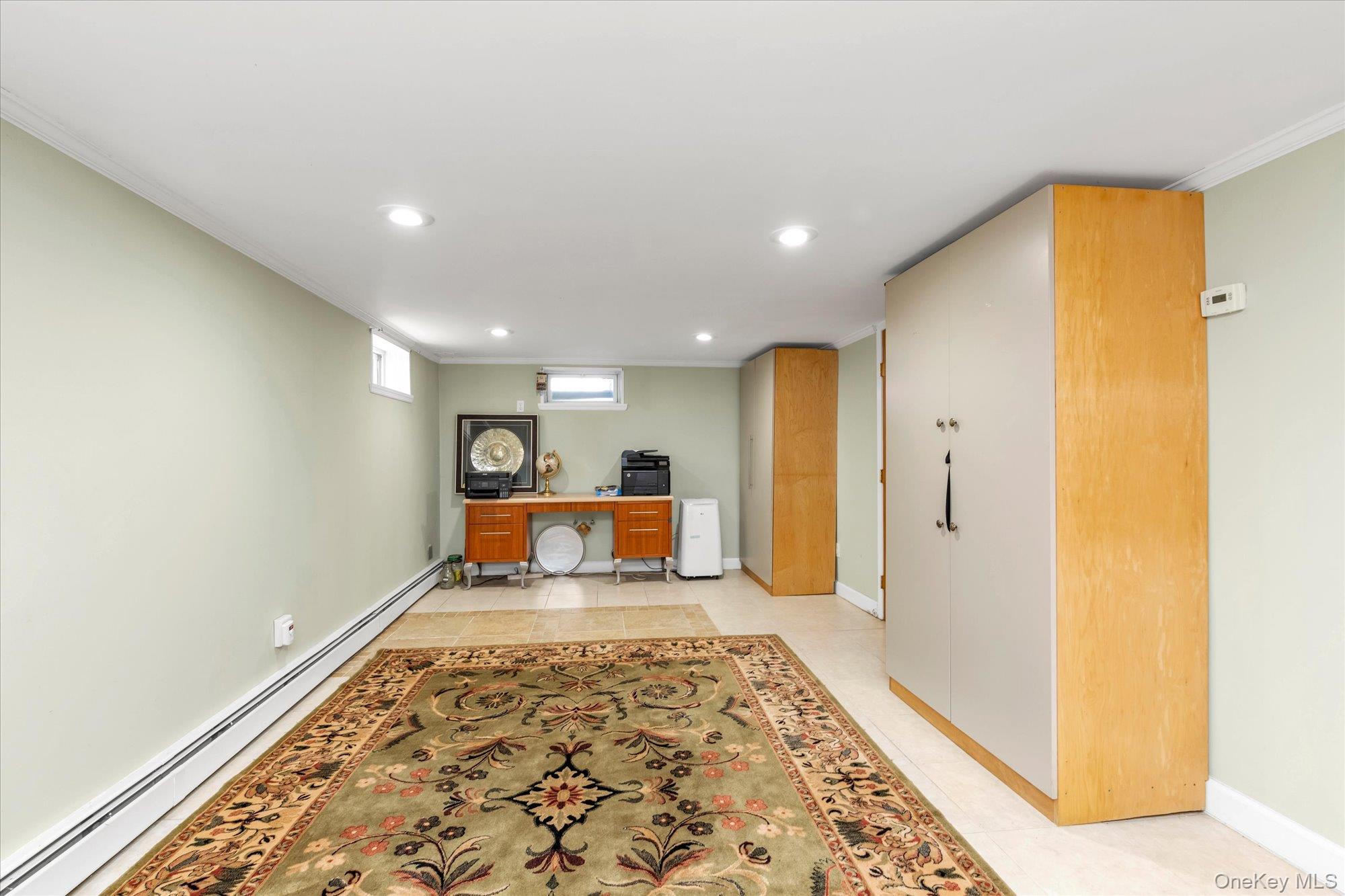 2463 Lindy Road Westbury, NY 11590 - Photo 12 of 17