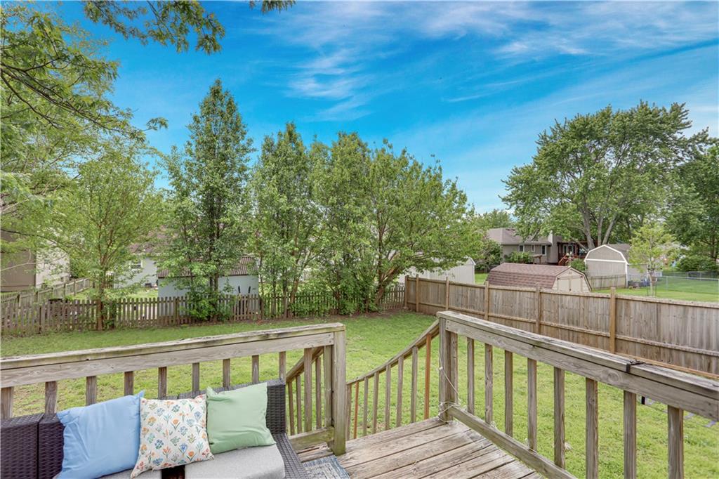 7903 Spring Valley Road Belton, MO 64012 - Photo 23 of 26