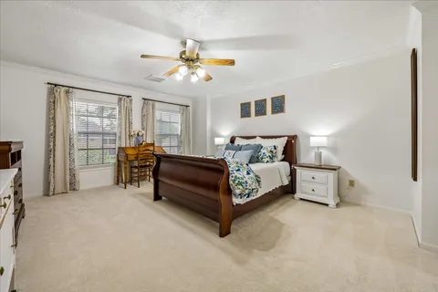 $415,000 | 806 Amber Bough Court, Houston, TX 77062