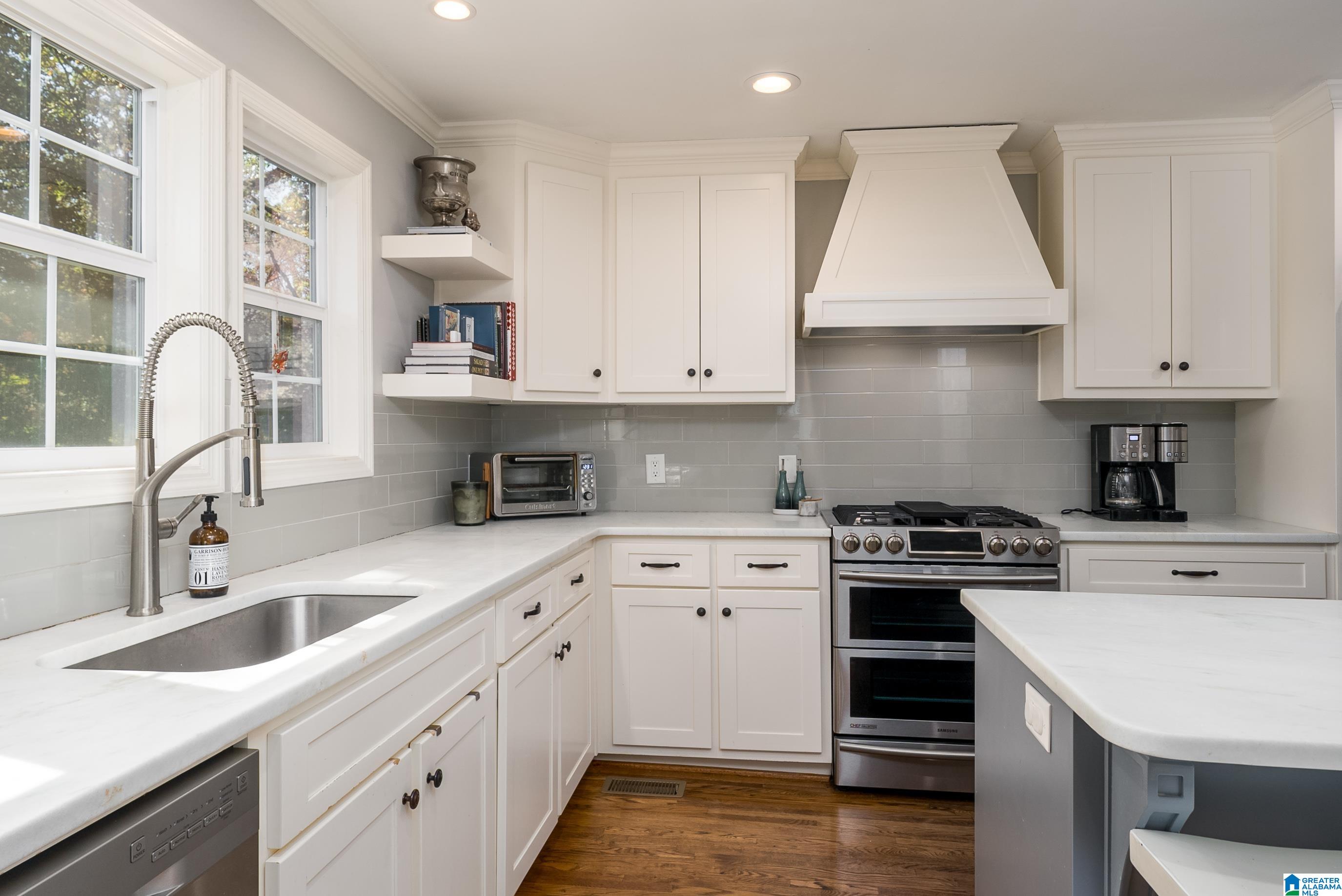 1509 Wellington View Road Birmingham, AL 35209 - Photo 17 of 49
