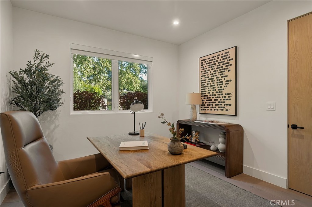 12113 Maxwellton Road Studio City, CA 91604 - Photo 21 of 42