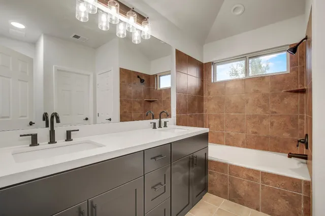 $340,000 | 406 Dragon Ridge Road, Buda, TX 78610