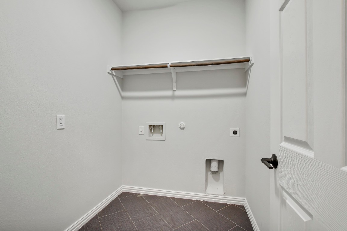 406 Dragon Ridge Road Buda, TX 78610 - Photo 30 of 39 a view of an empty room