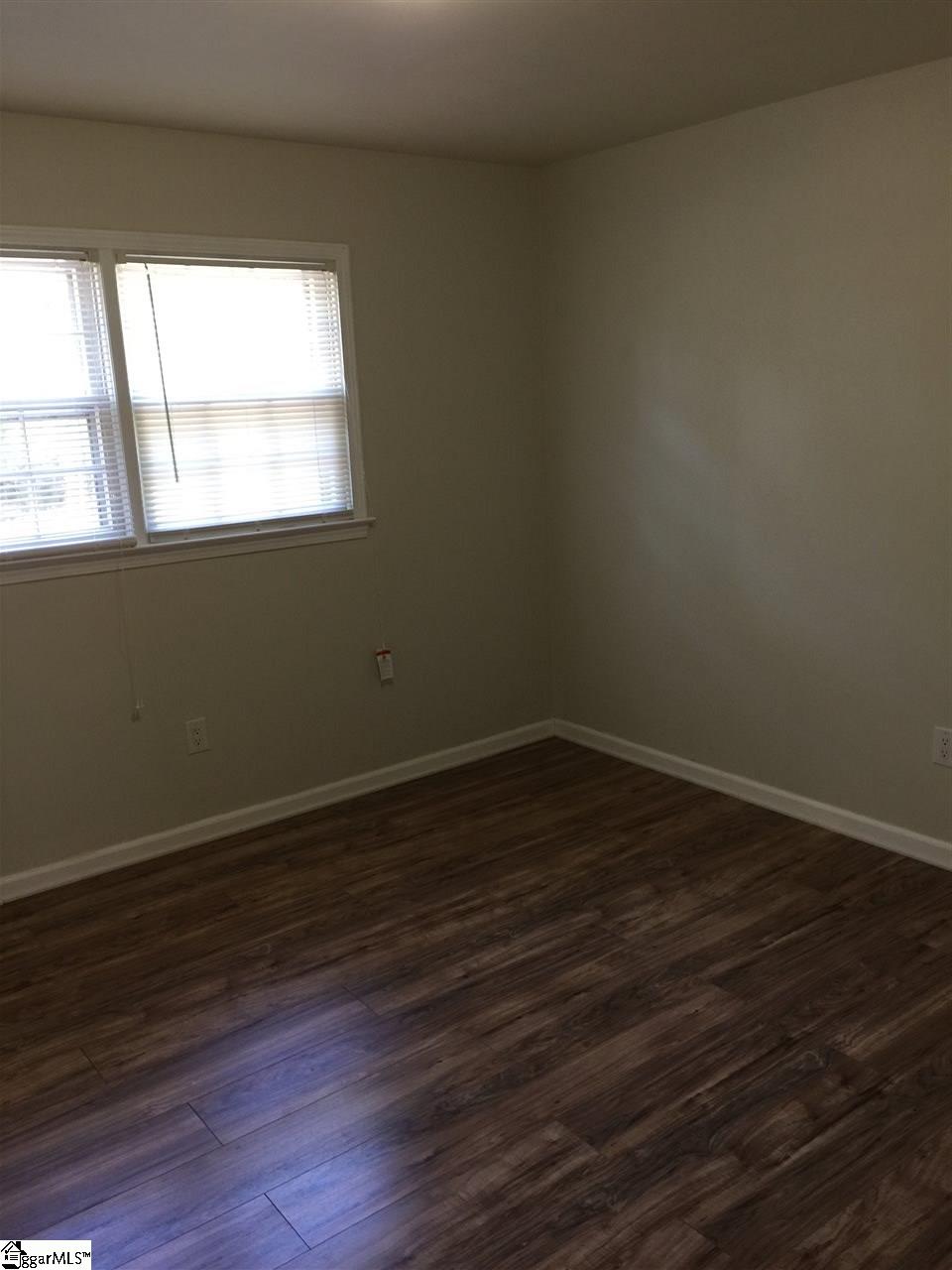 709 Neely Ferry Road Simpsonville, SC 29680 - Photo 12 of 14 Gallery Image 12